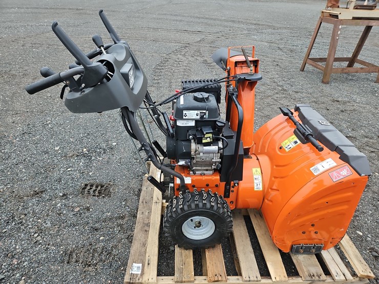 husvarna-st327p-snow-blower-image-1