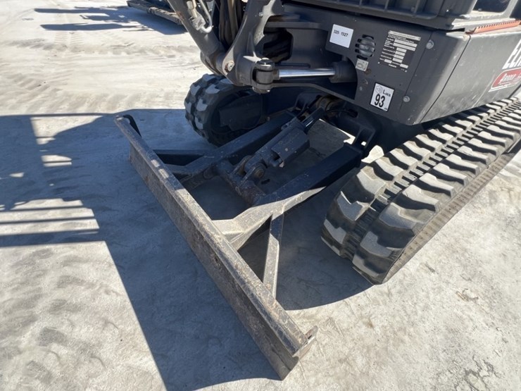 2022-volvo-ecr25d-image-14