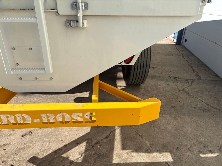 2024-herd-boss-6160-mixer-wagon--1-owner-image-17