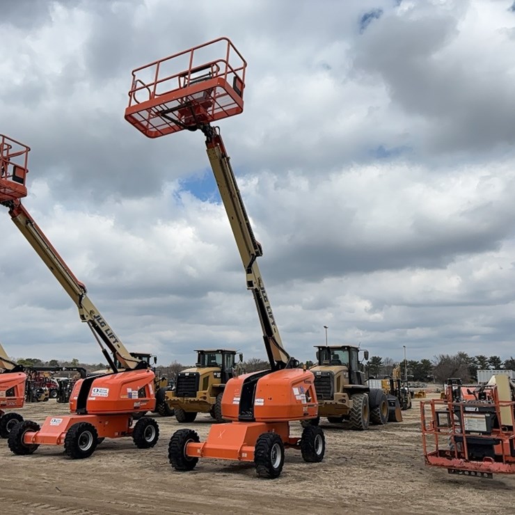 JLG 400S