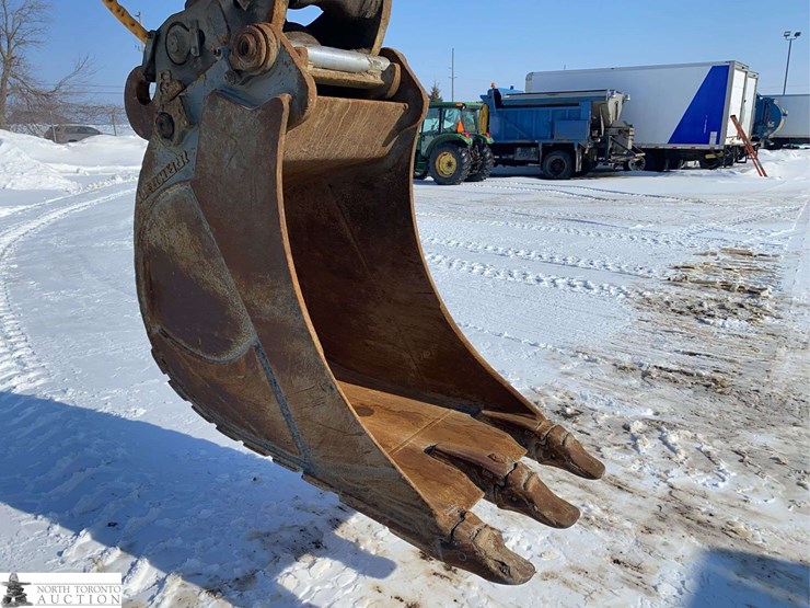 liebherr-r924-image-30