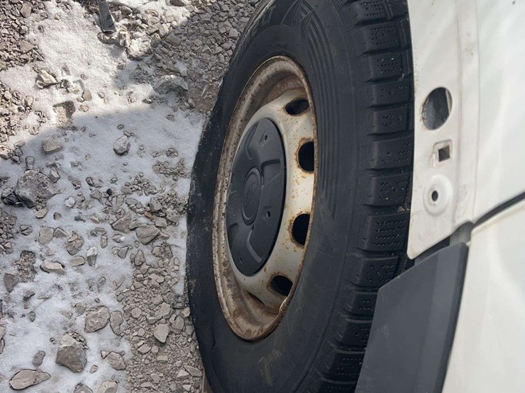 2016-ford-transit-image-6