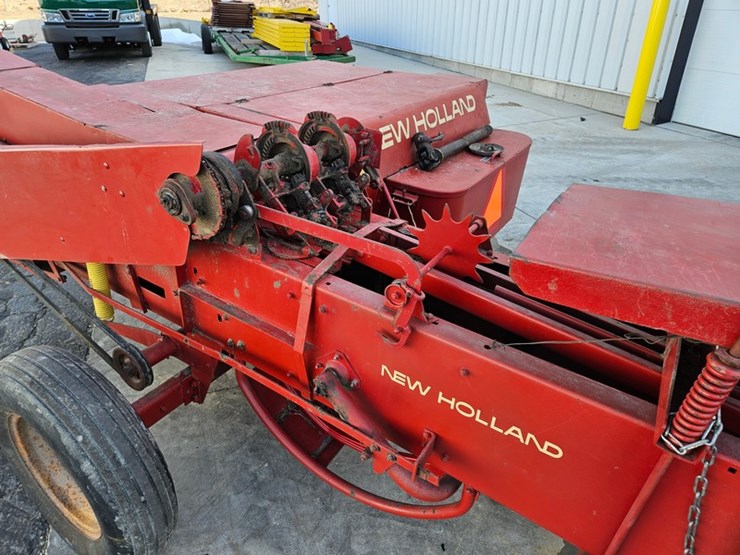 new-holland-268-image-18