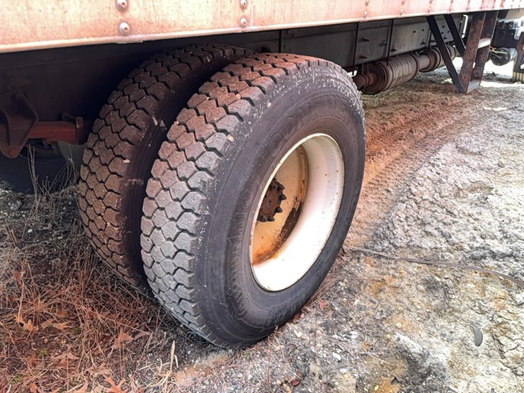 2016-international-durastar-4300-image-8