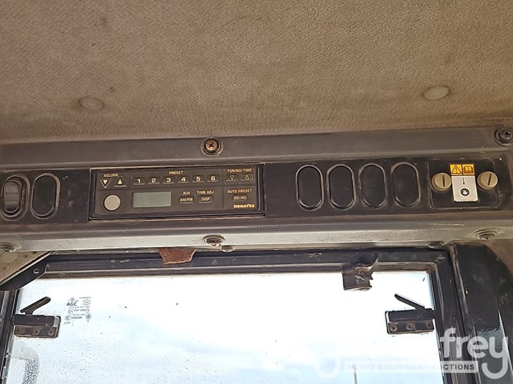 2014-komatsu-wa270-7-image-26