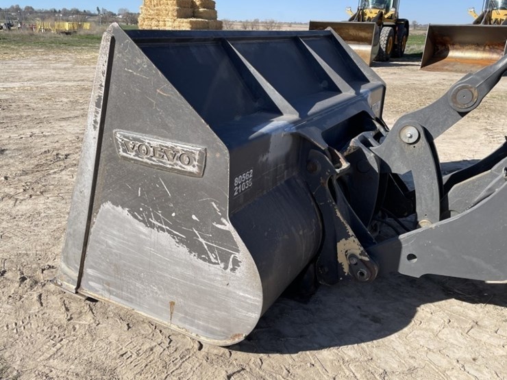 2023-volvo-l70h-image-15