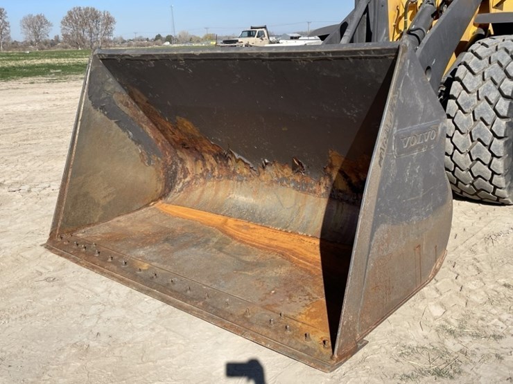 2023-volvo-l70h-image-14