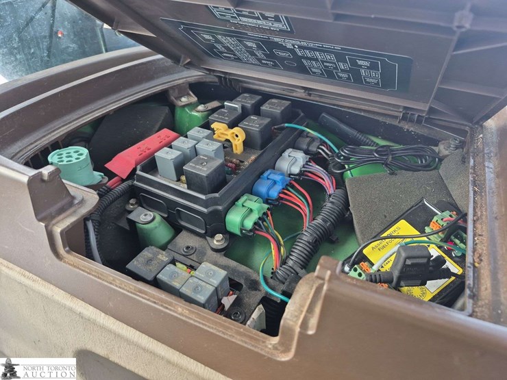 2006-john-deere-5325-image-26