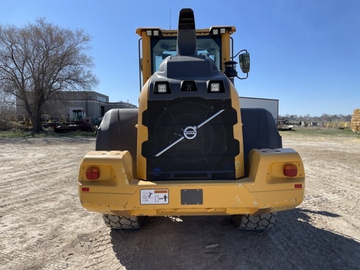 2023-volvo-l70h-image-4