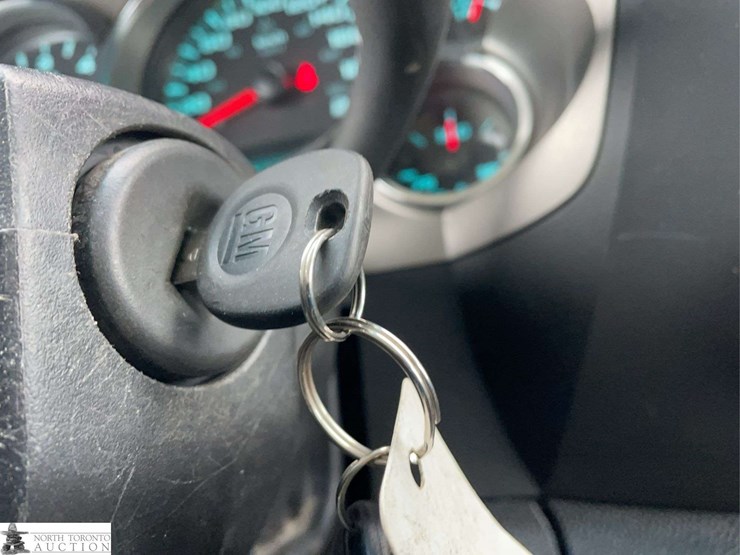 2013-chevrolet-silverado-1500-image-14