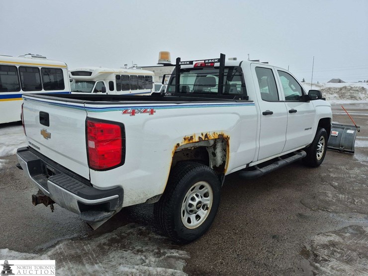 2016-chevrolet-silverado-2500hd-image-5