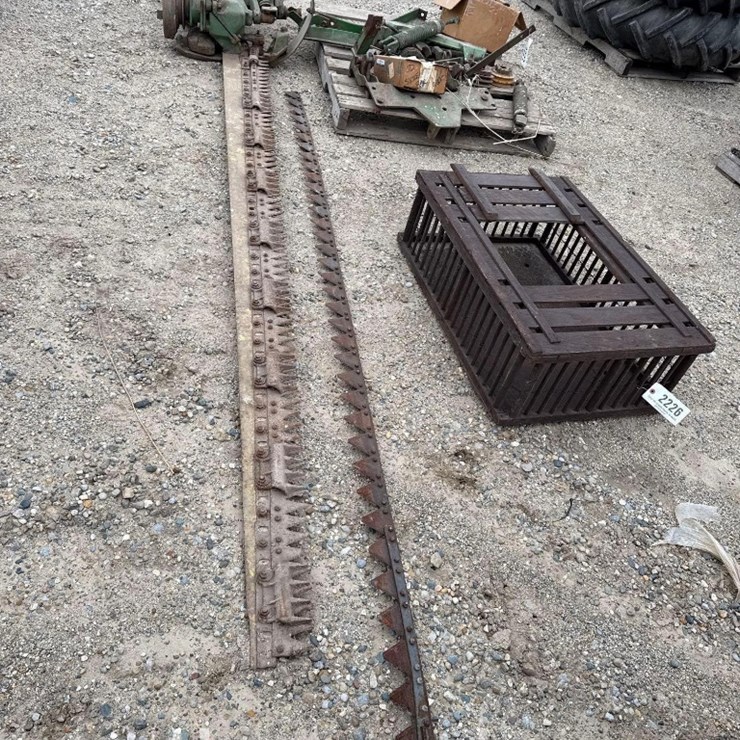 2227 - JOHN DEERE SICKLE BAR MOWER - 9' - FROM THE LARRY POLK ESTATE