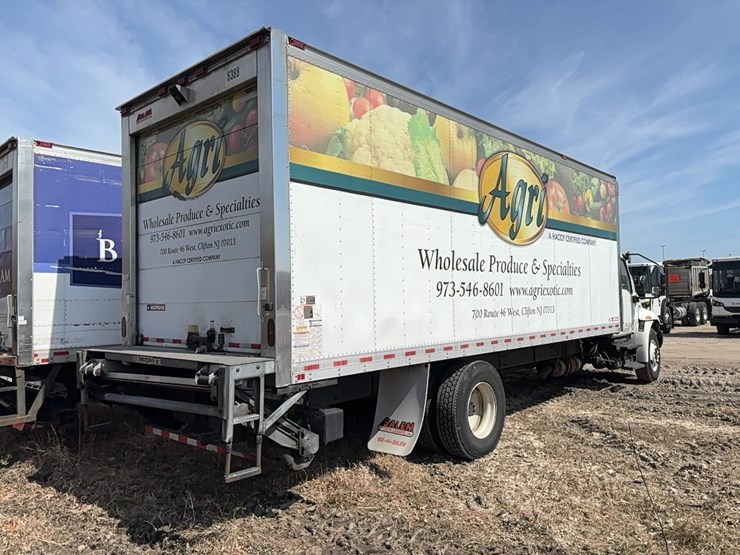 2020-international-mv607-image-3