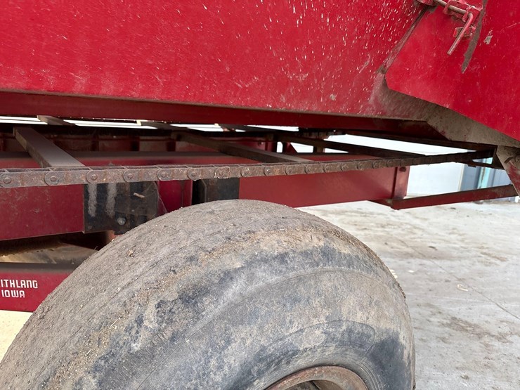 roorda-8ft-x-20ft-rear-unload-silage-wagon-image-18