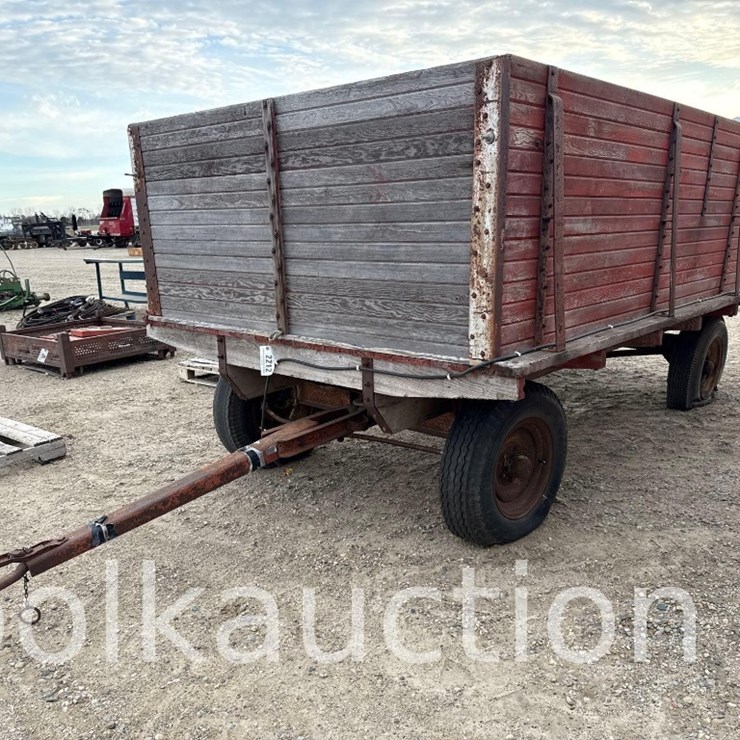 2212 - WAGON - 12' x 7' (TAX) - FROM THE LARRY POLK ESTATE