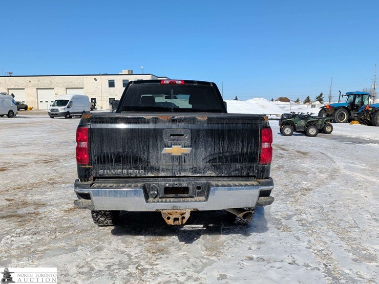 2016-chevrolet-silverado-2500hd-image-5