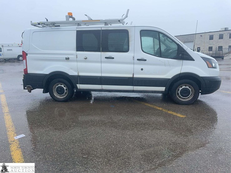 2018-ford-transit-image-4