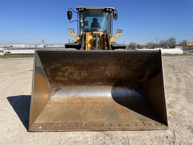 2023-volvo-l70h-image-8