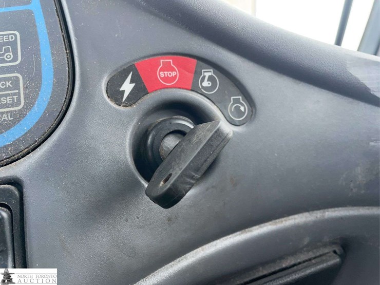 2014-new-holland-tv6070-image-20