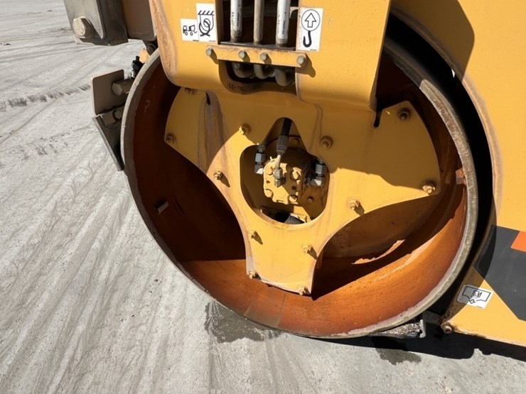 2023-volvo-dd30b-image-17