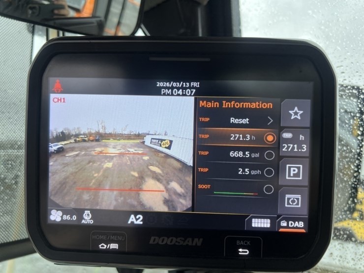 2021-doosan-dl320-7-image-36