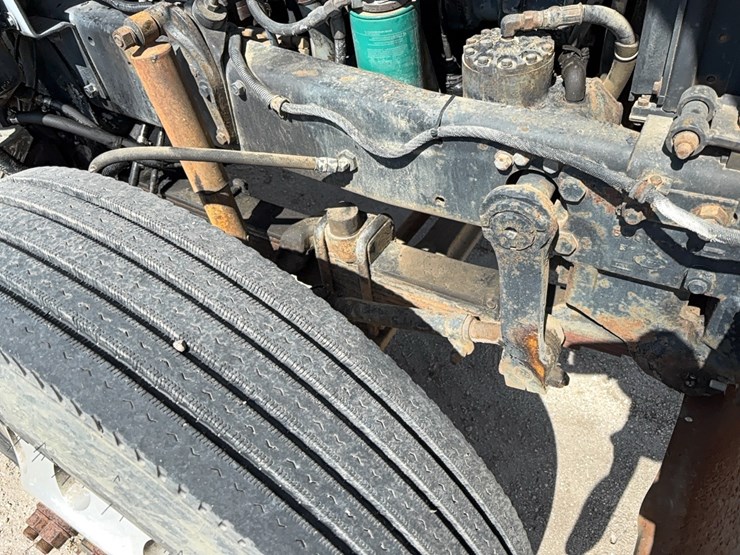 mack-rd688s-image-20