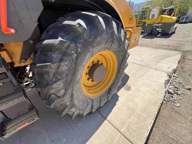 volvo-sd115b-image-14