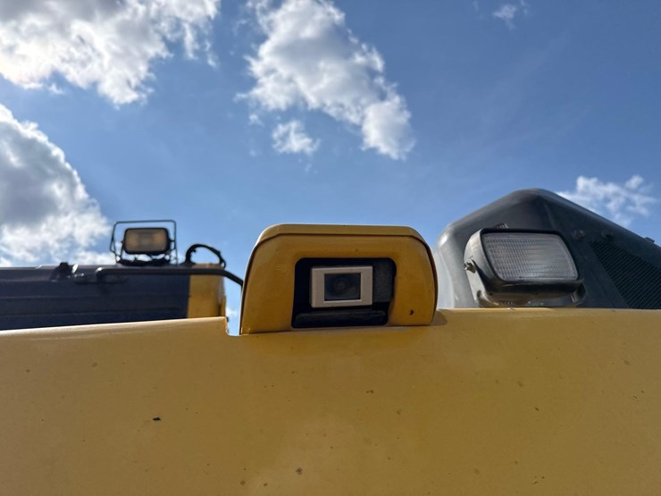 2022-komatsu-pc138us-image-22