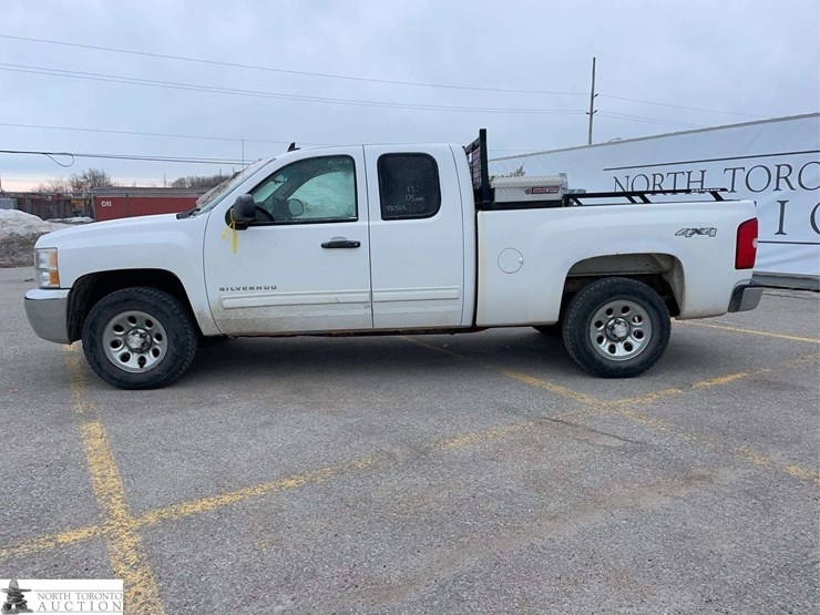 2013-chevrolet-silverado-1500-image-8