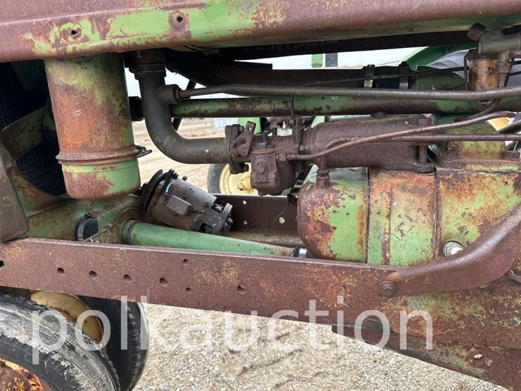 john-deere-b-image-12