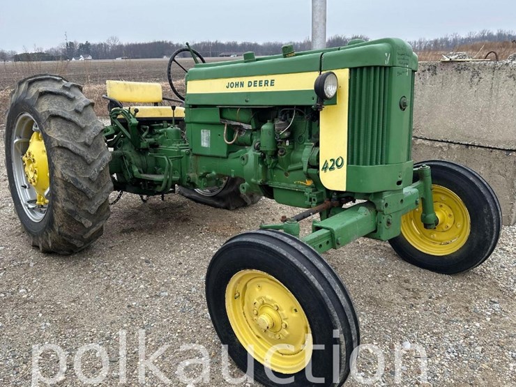 john-deere-420-image-1