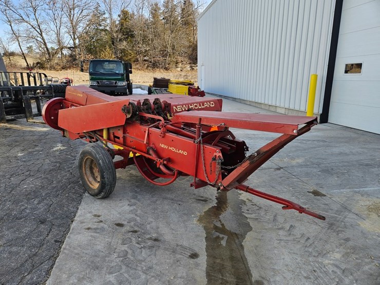 new-holland-268-image-3