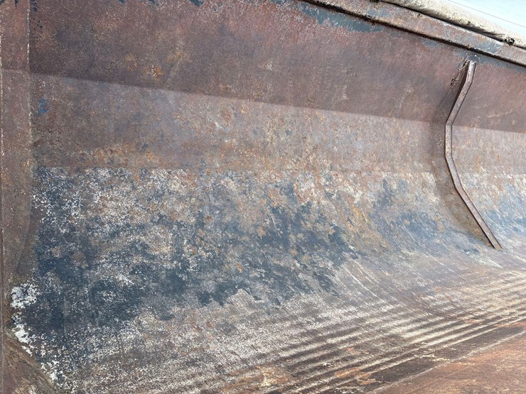 2015-smithco-side-dump-image-58