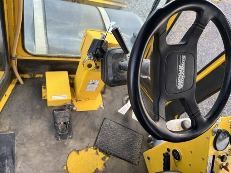 2015-superior-broom-dt80j-image-40