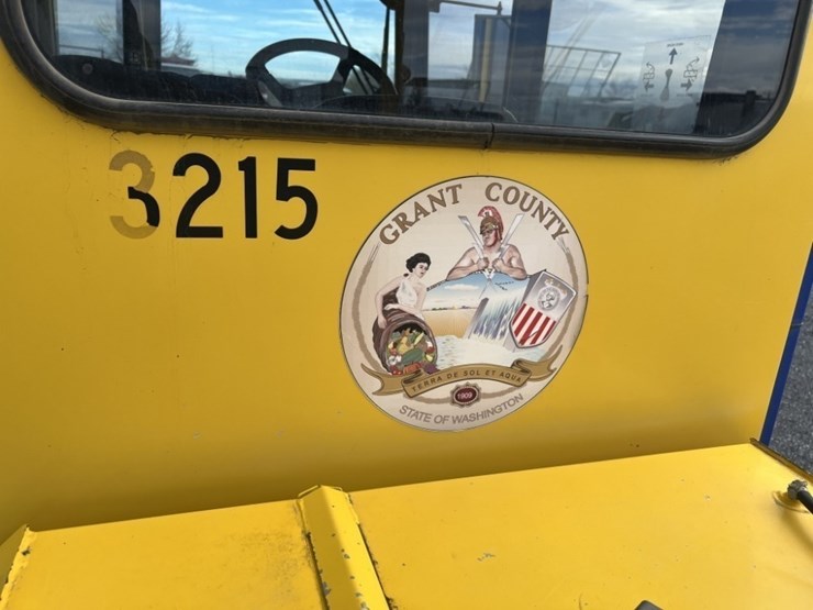 2015-superior-broom-dt80j-image-30