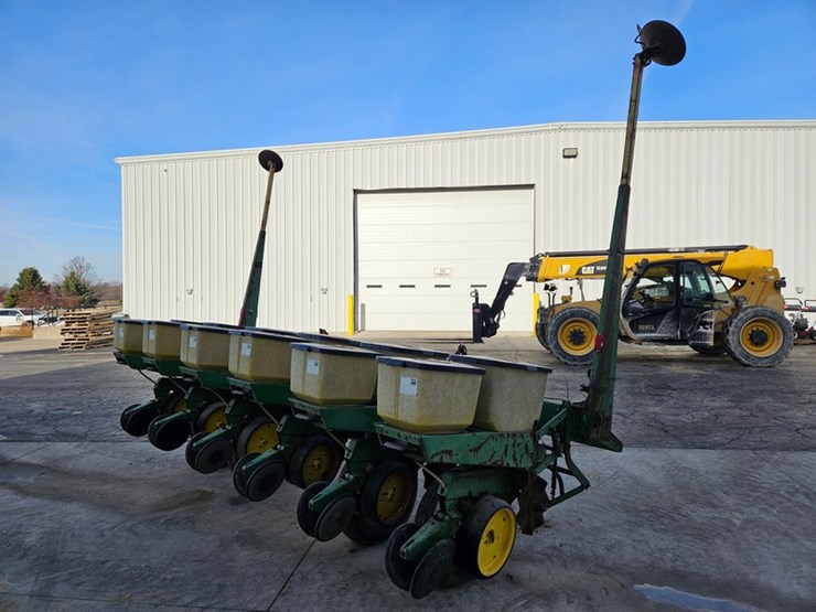 john-deere-7000-image-5