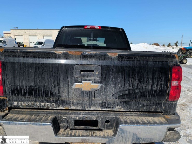 2016-chevrolet-silverado-2500hd-image-28