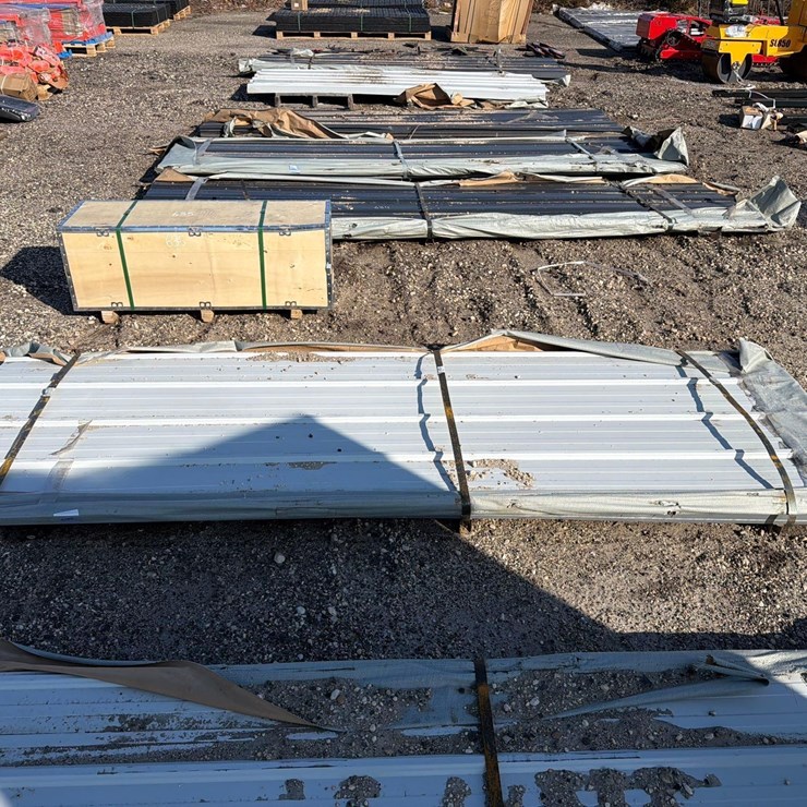 NEW SKLP SK-XH50 (50) 10FT. SHEETS STEEL SIDING NEW SUPPORT EQUIPMENT