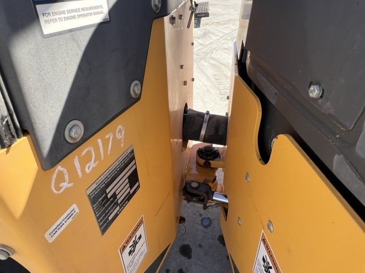 2023-volvo-dd30b-image-11