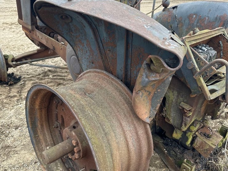 john-deere-620-image-9