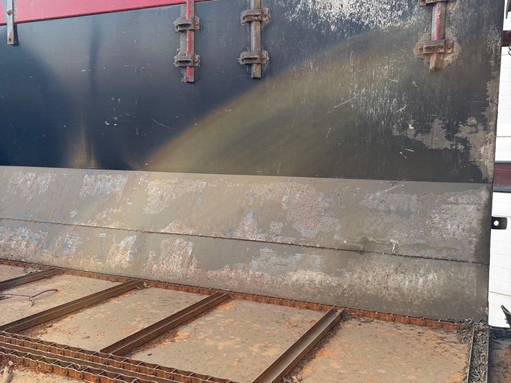 roorda-8ft-x-20ft-rear-unload-silage-wagon-image-43