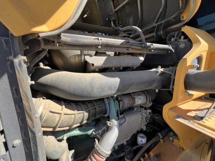 2020-volvo-l70h-image-45