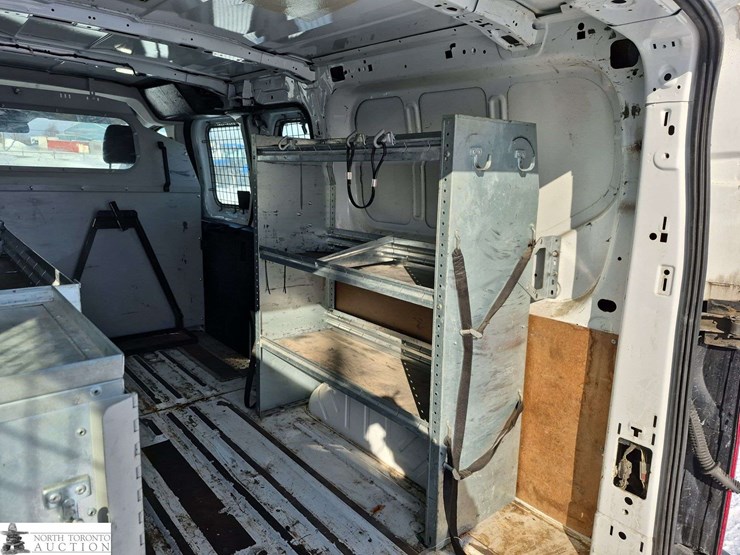 2018-ford-transit-image-24