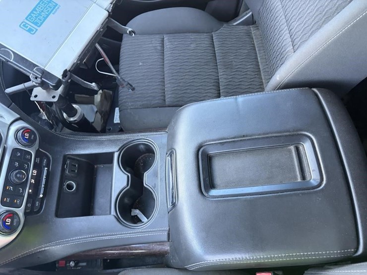 2019-gmc-yukon-image-18