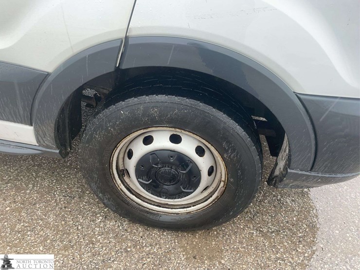 2018-ford-transit-image-23