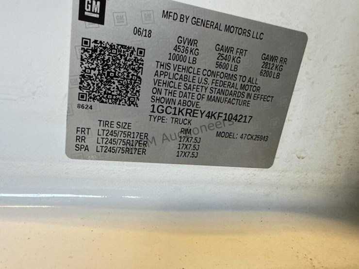 2019-chevrolet-silverado-2500hd-image-16