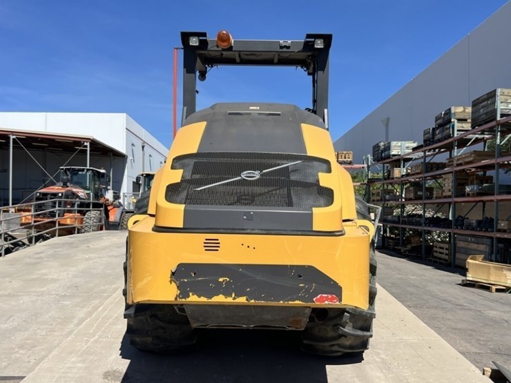 volvo-sd115b-image-4