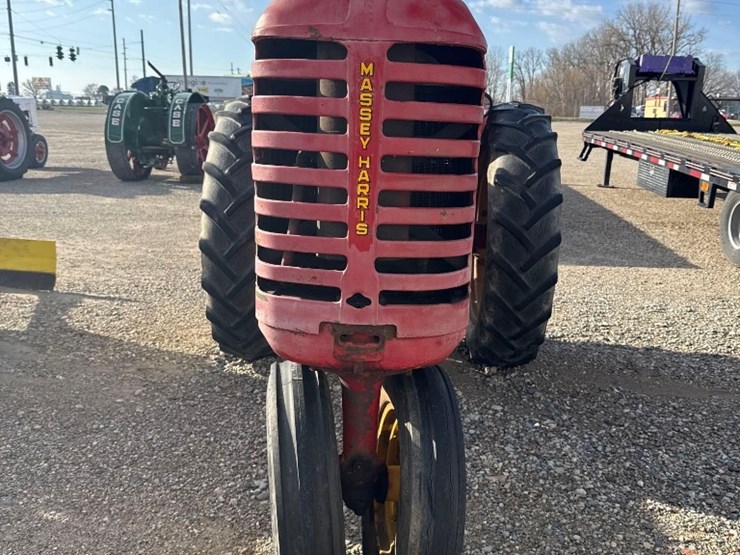 massey-ferguson-33-image-2