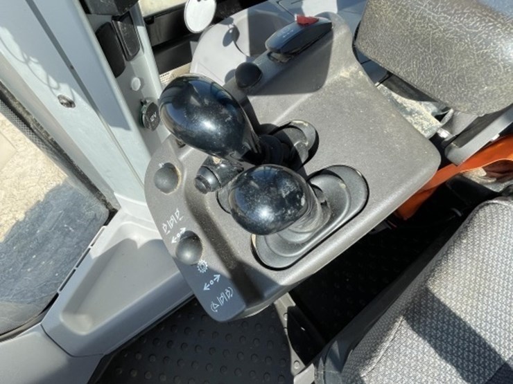 2023-volvo-l70h-image-37