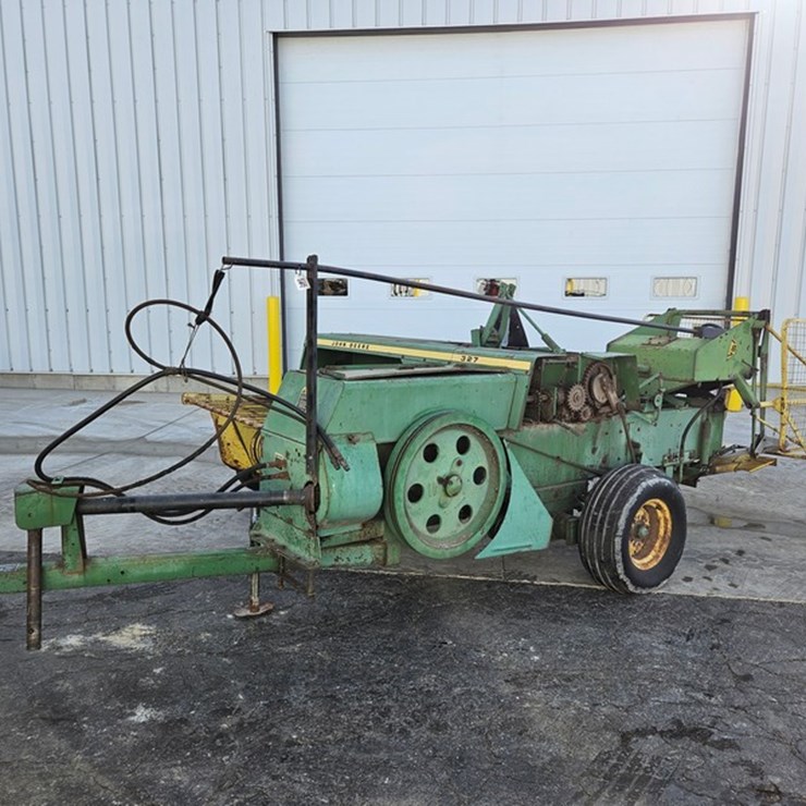 JOHN DEERE 327